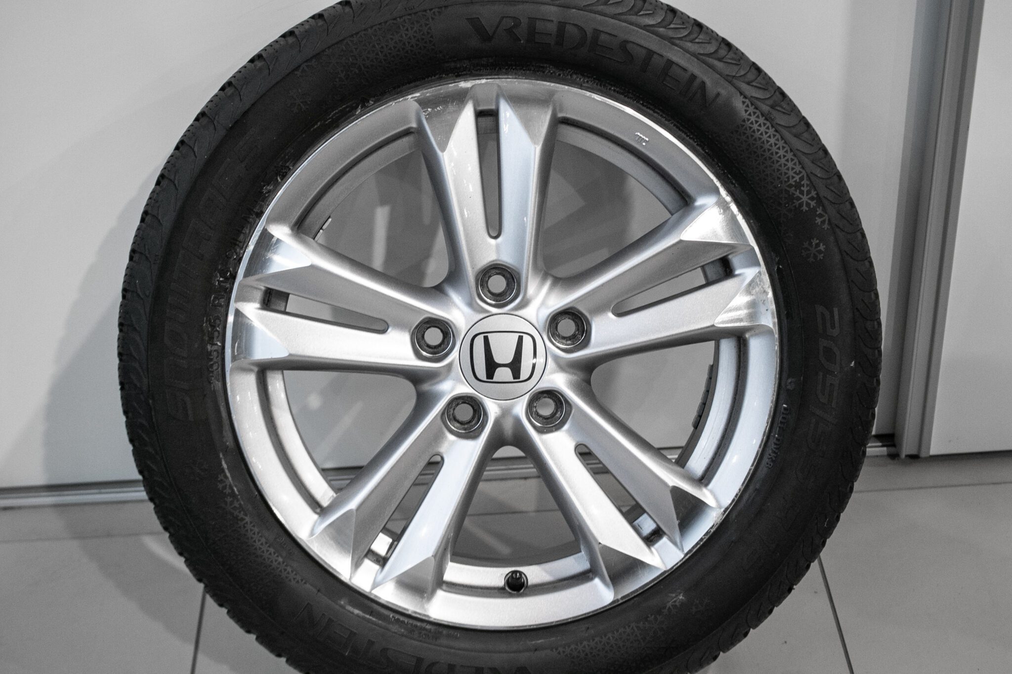16" Winterwielen voor de Honda Civic hybrid, FR-V en de Accord
€150,-
gebruikt. Profieldiepte: 5.5mm