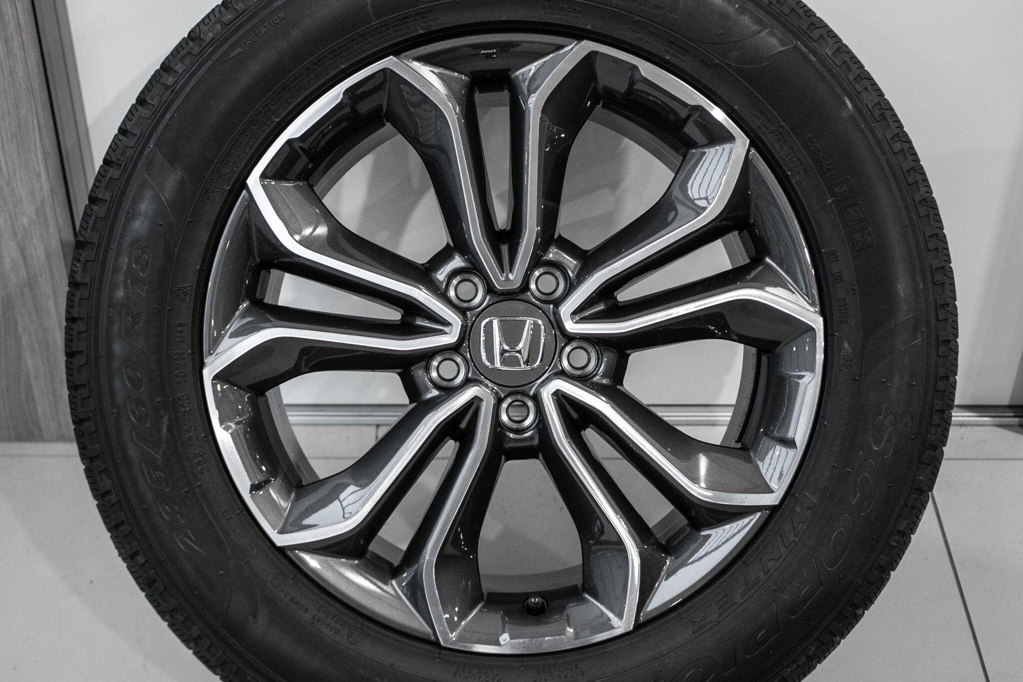 18" Winterwielen voor de Honda CR-V vanaf 18
€1.750,-
Nieuwe set!